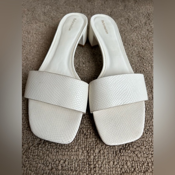 Reformation Mandy Block Heel Sandals - Picture 3 of 12